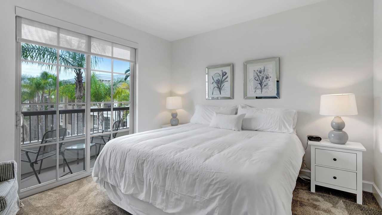 Photo of Bedroom in Downtown