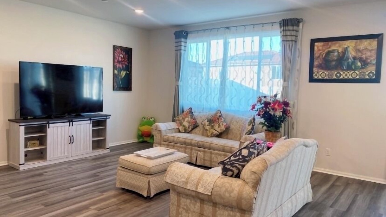 Photo of Livingroom in Riverside