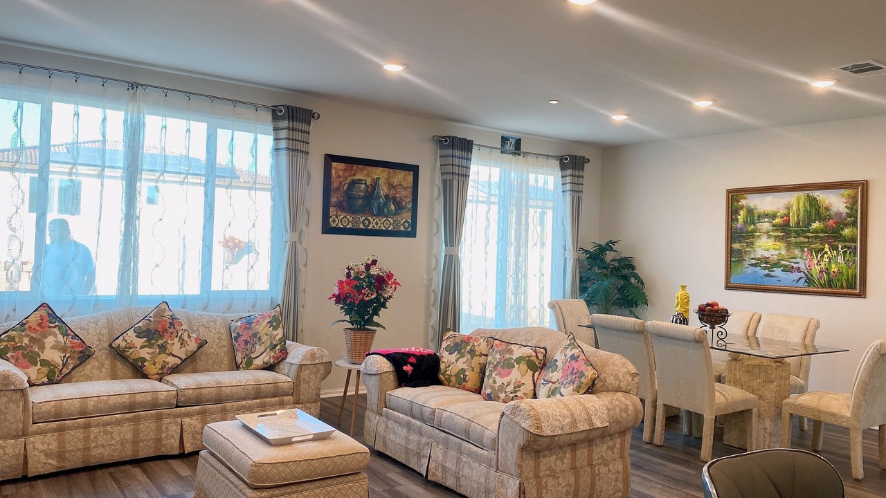 Photo of Livingroom in Riverside