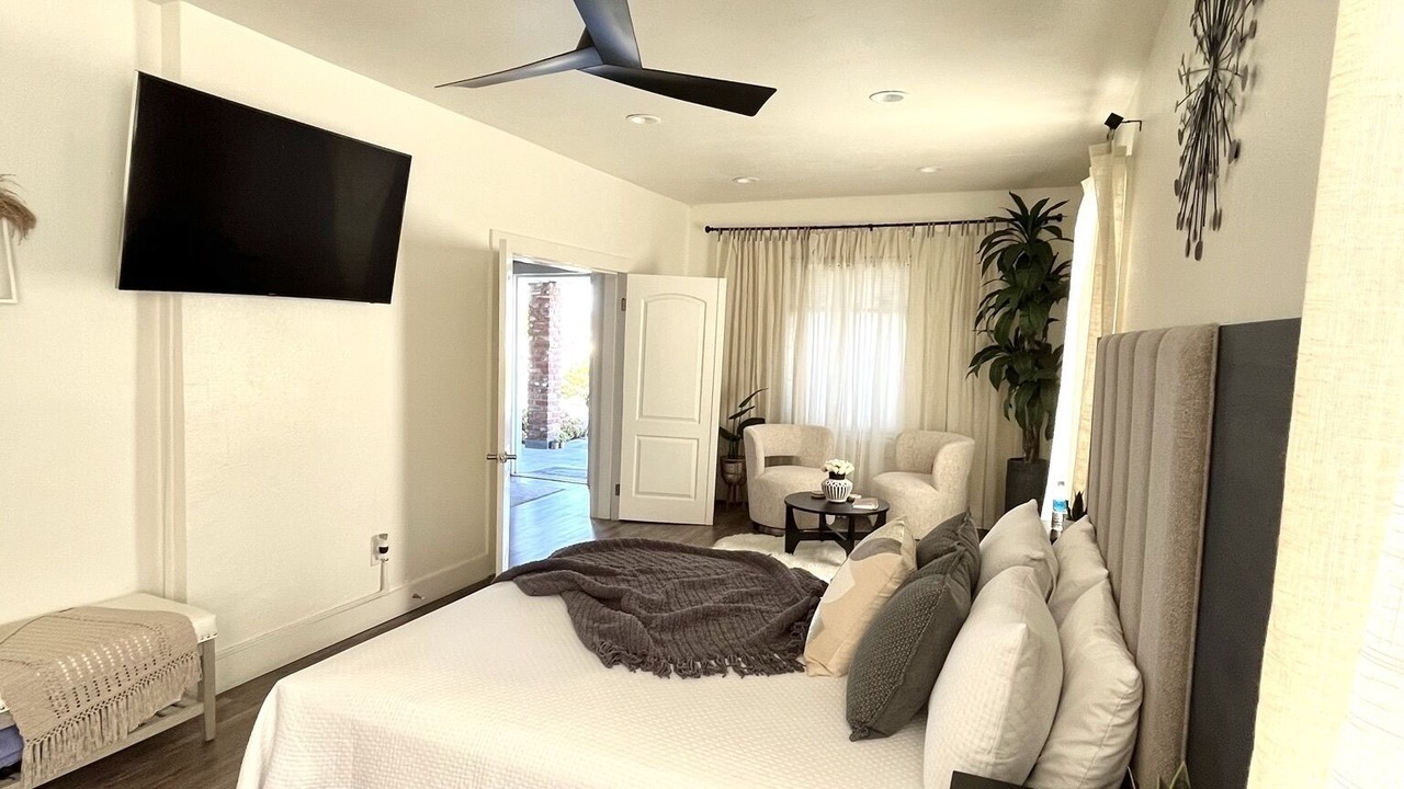 Photo of Bedroom in Anaheim Colony Historic District