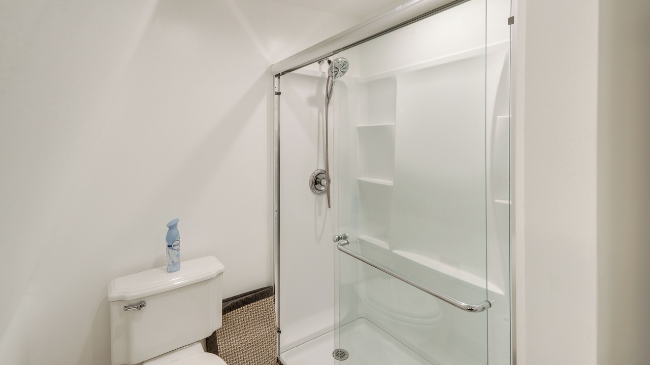 Photo of Bathroom in Pine Mountain Club