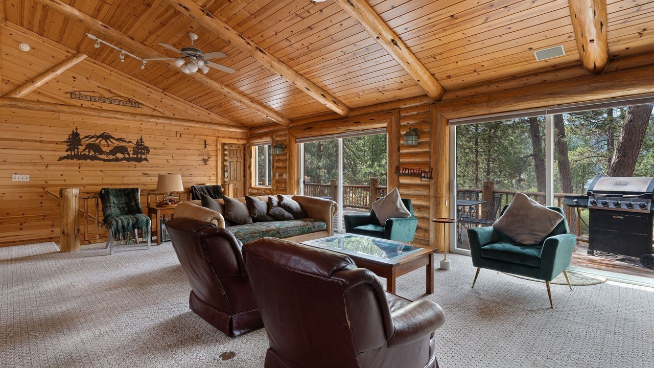 Photo of Livingroom in Boulder Bay