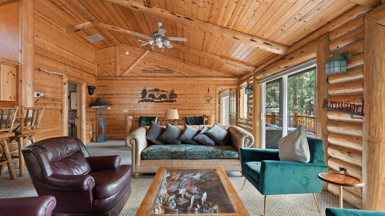Photo of Livingroom in Boulder Bay