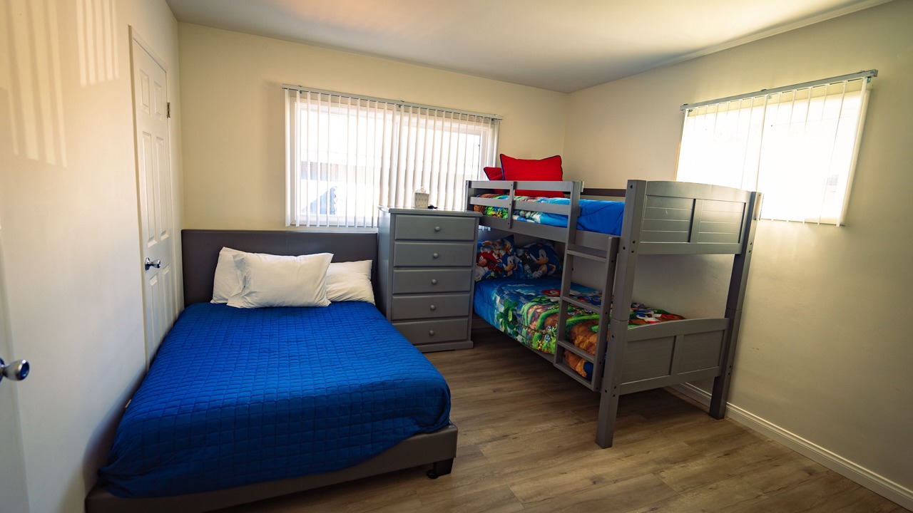 Photo of Bedroom in North Long Beach