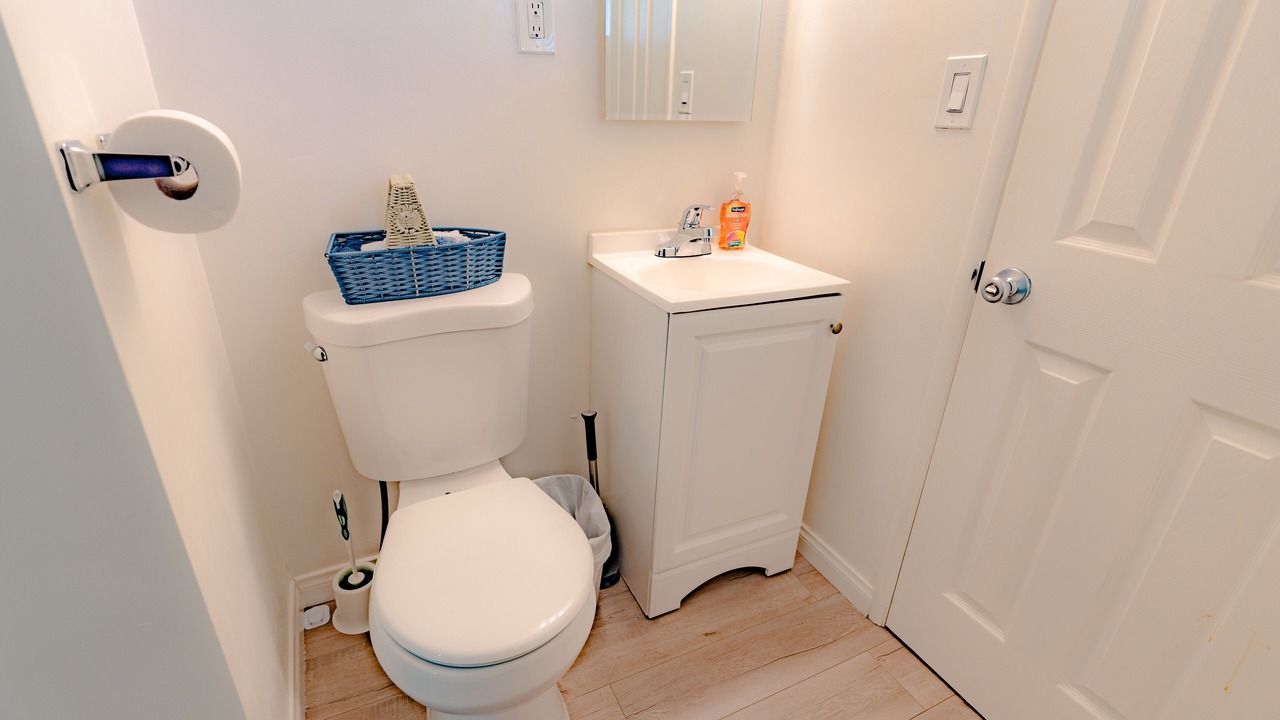 Photo of Bathroom in North Long Beach