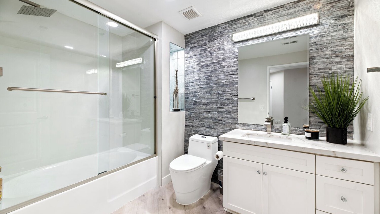 Photo of Bathroom in Airport Area