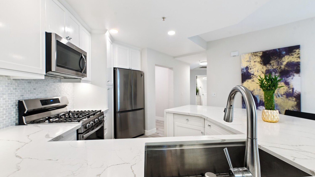 Photo of Kitchen in Airport Area