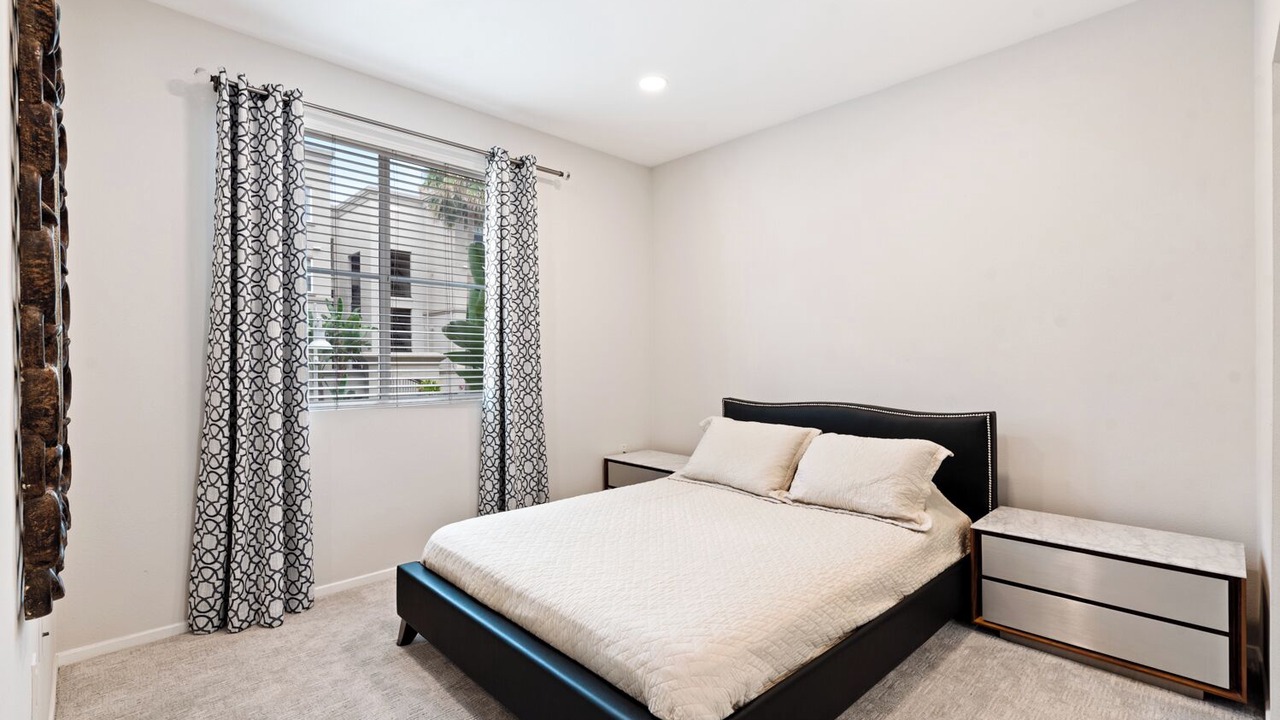 Photo of Bedroom in Airport Area