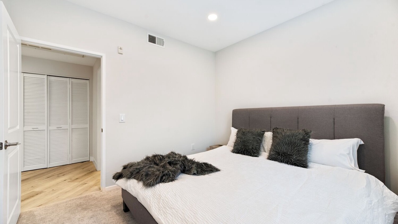 Photo of Bedroom in Airport Area