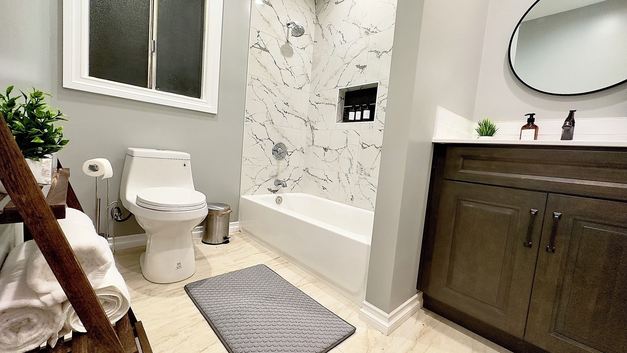 Photo of Bathroom in Los Angeles