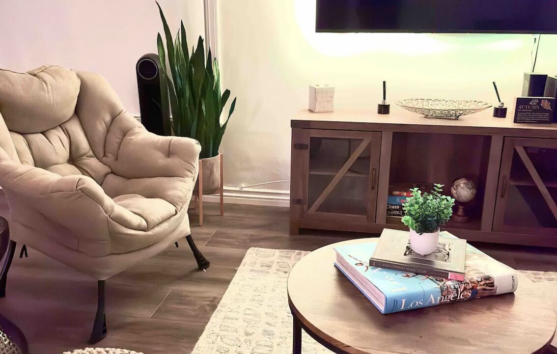 Photo of Livingroom in Los Angeles