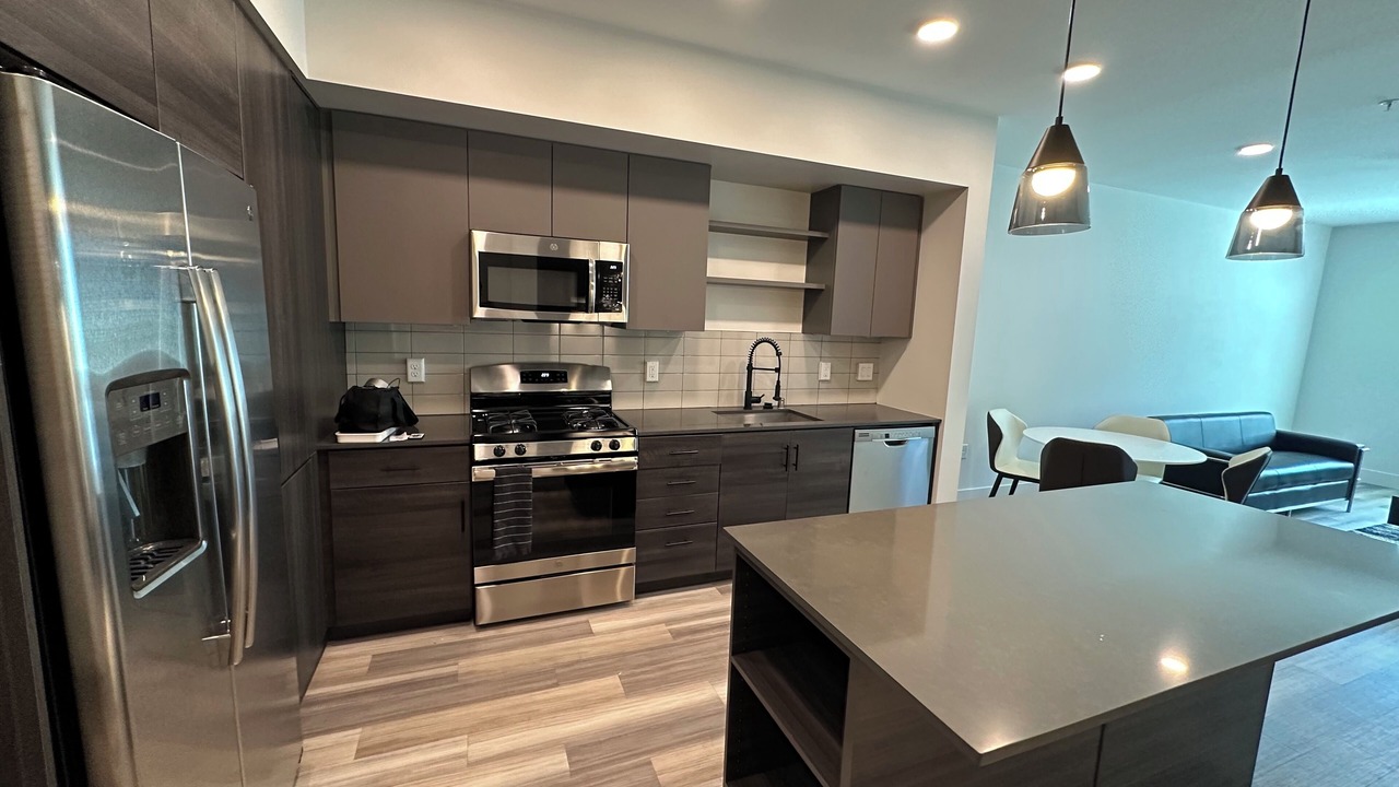 Photo of Kitchen in Platinum Triangle