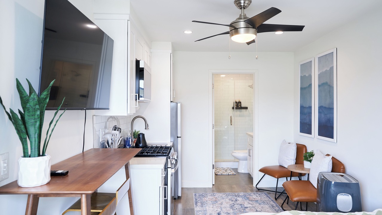 Photo of Bedroom in El Segundo