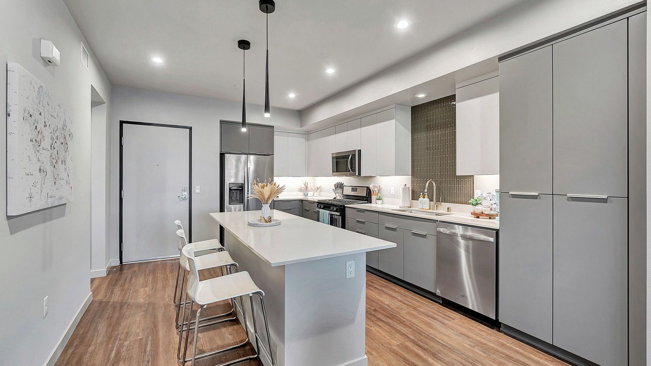 Photo of Kitchen in Platinum Triangle