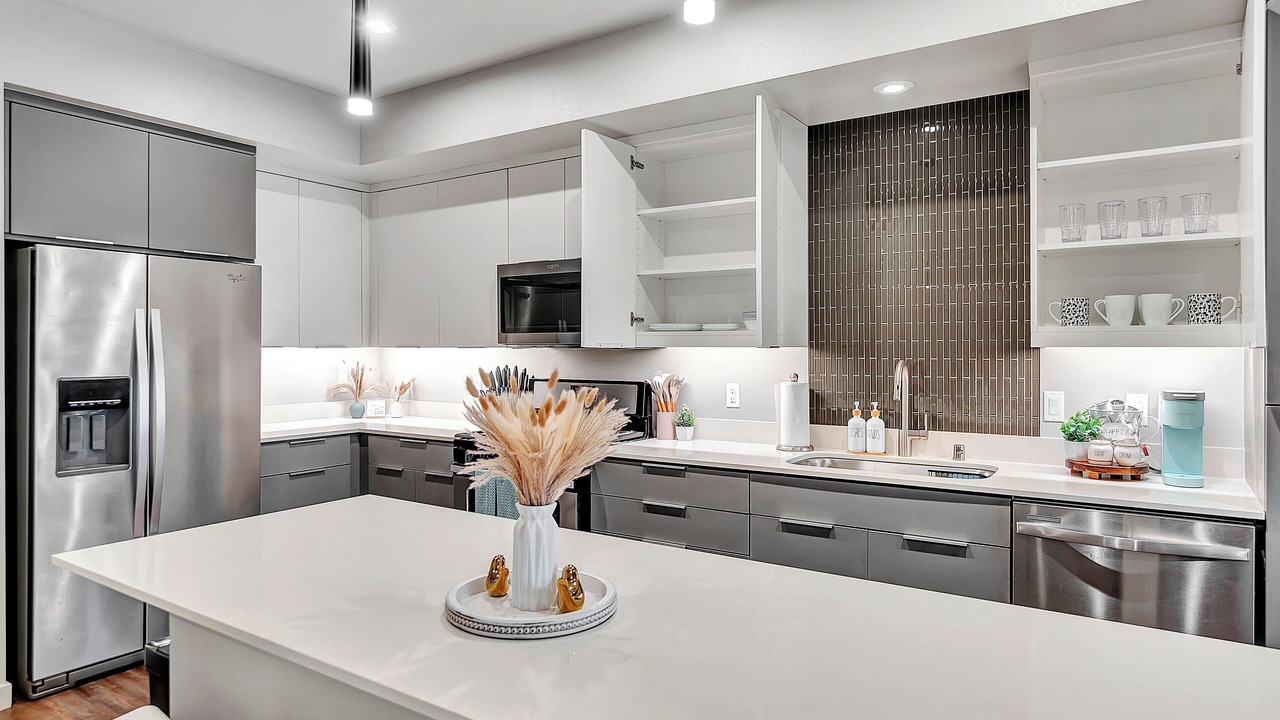 Photo of Kitchen in Platinum Triangle