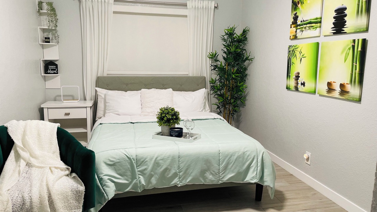 Photo of Bedroom in Baldwin Park