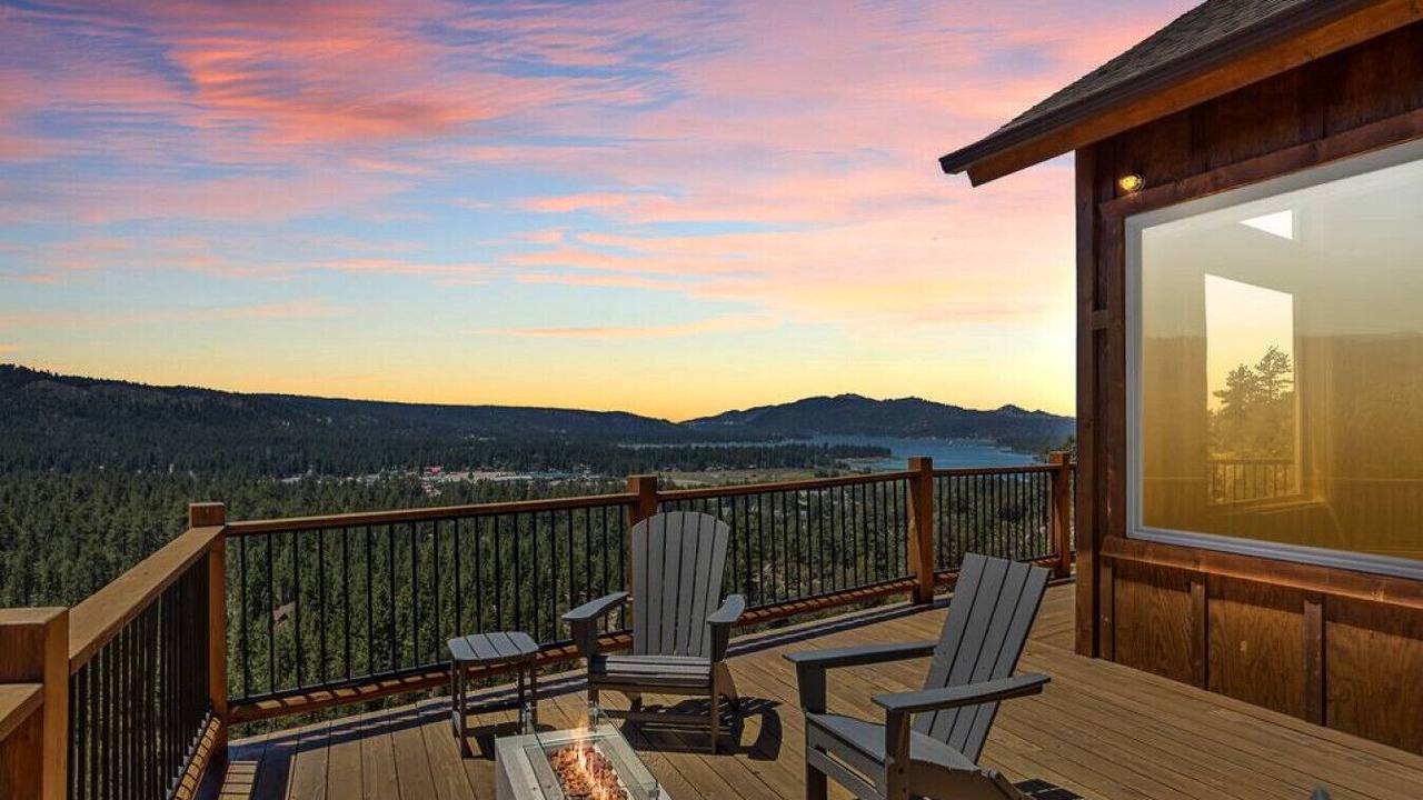 Photo of Outdoor in Castle Glen Estates