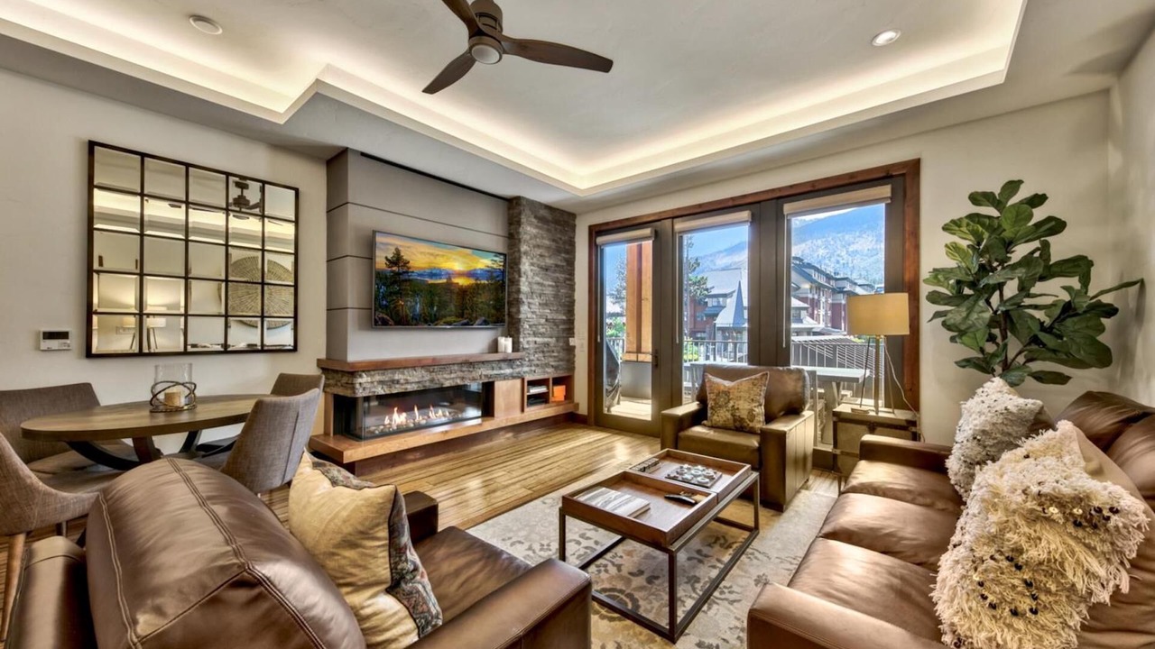 Photo of Livingroom in Lakeside Park