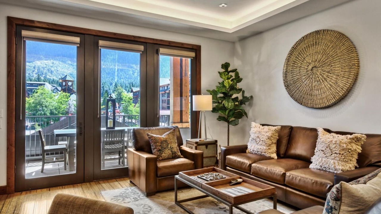 Photo of Livingroom in Lakeside Park