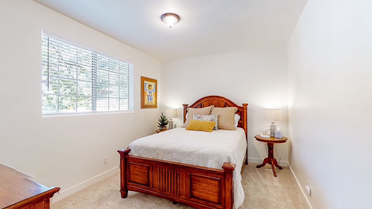 Photo of Bedroom in Crestline