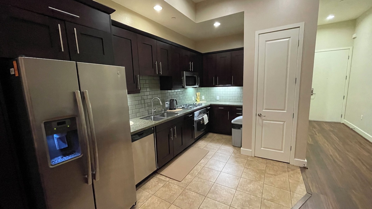 Photo of Kitchen in Airport Area