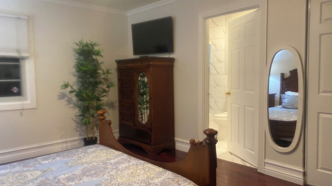 Photo of Bedroom in Los Angeles