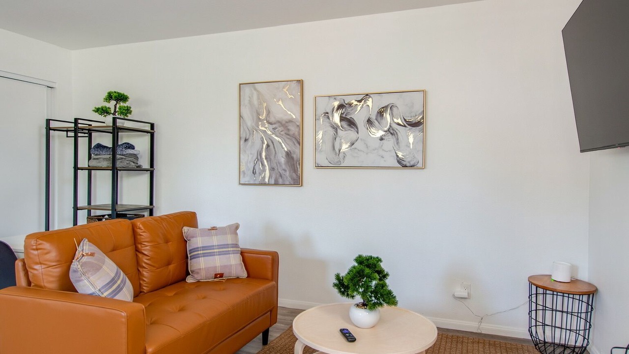 Photo of Livingroom in Vista