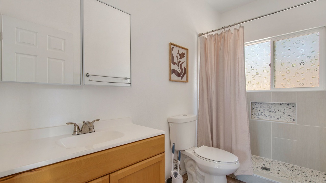 Photo of Bathroom in Vista
