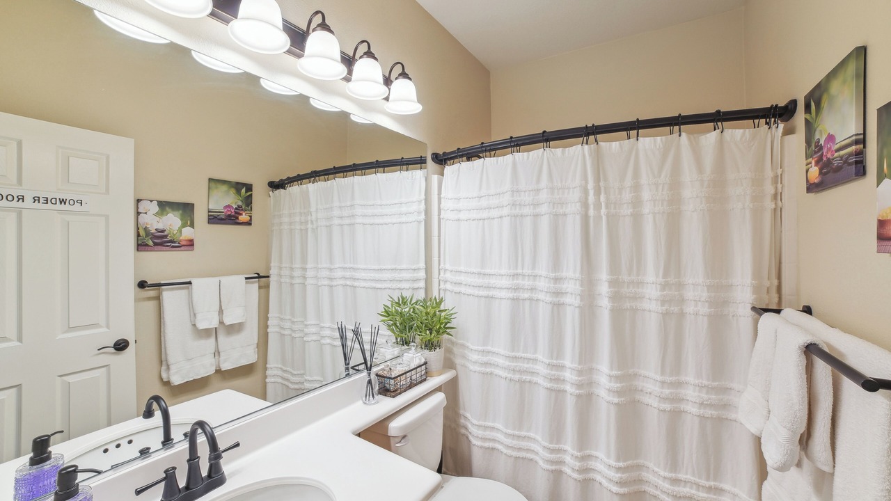 Photo of Bathroom in Moreno Valley