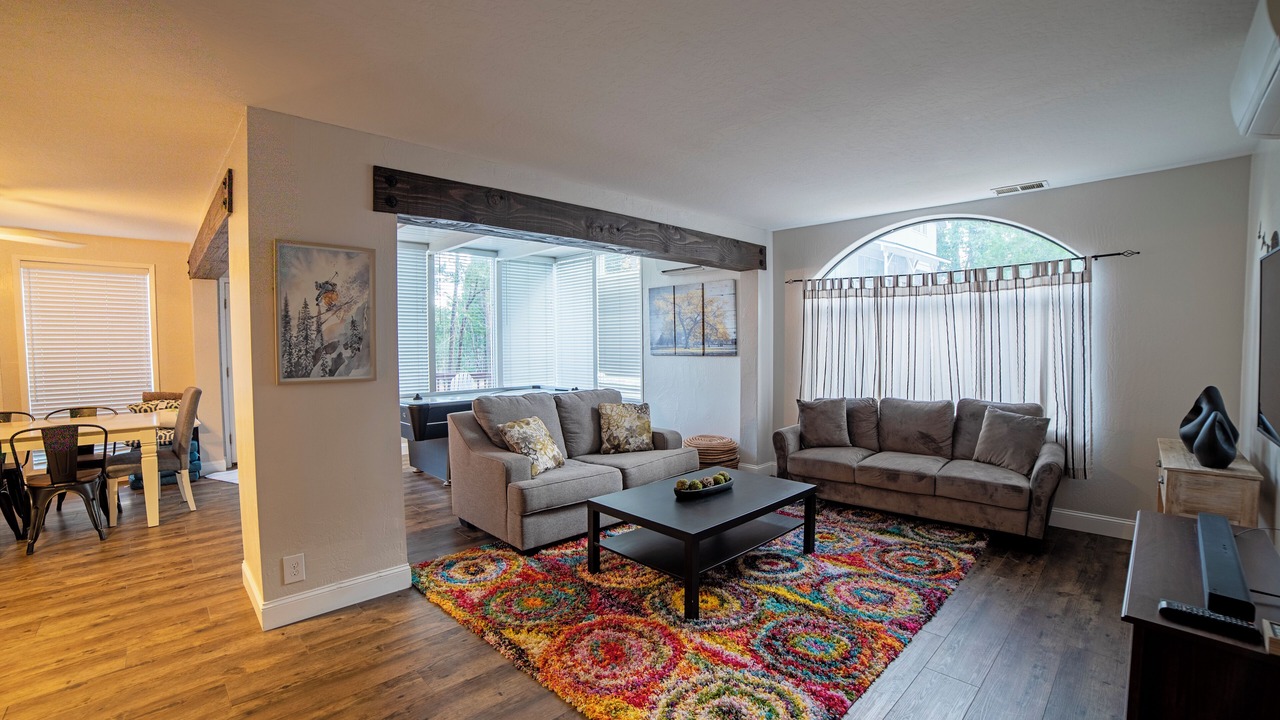 Photo of Livingroom in Twain Harte