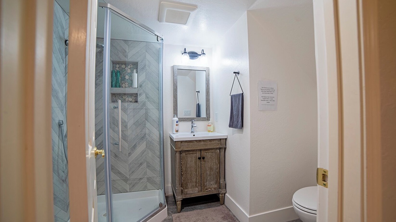 Photo of Bathroom in Twain Harte