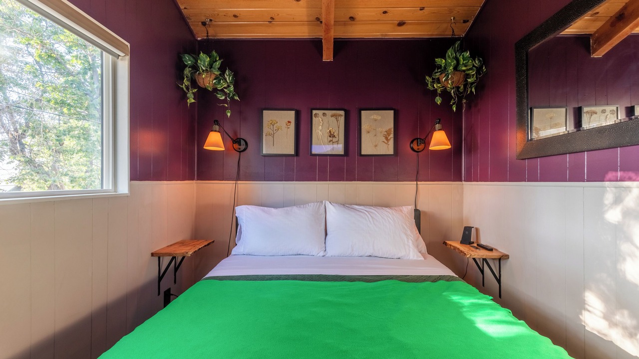 Photo of Bedroom in Green Valley Lake