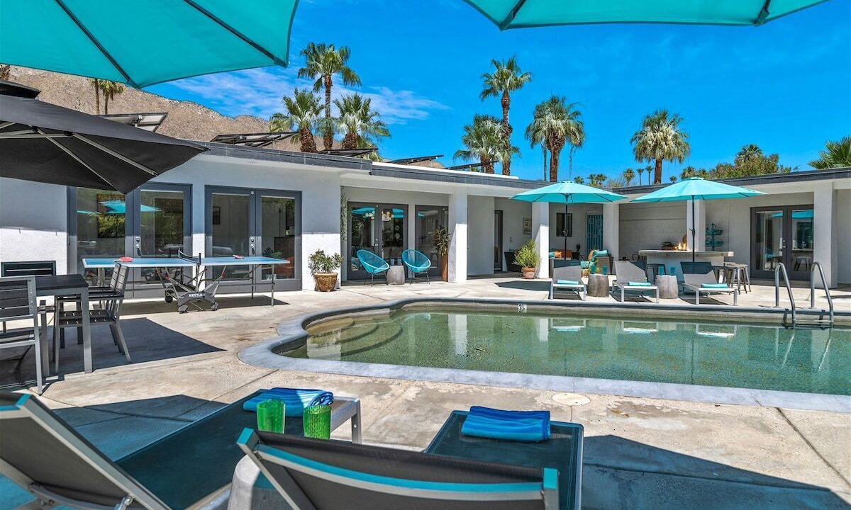 Photo of Outdoor in Warm Sands