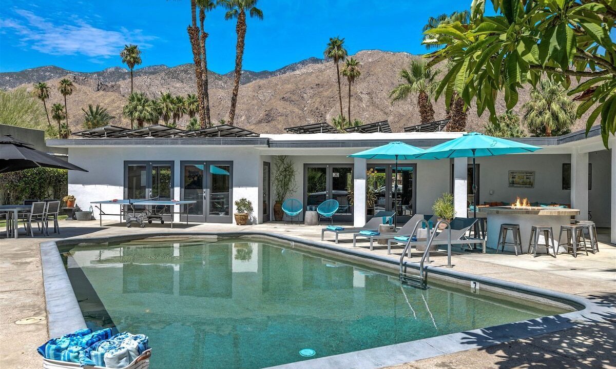 Photo of Outdoor in Warm Sands