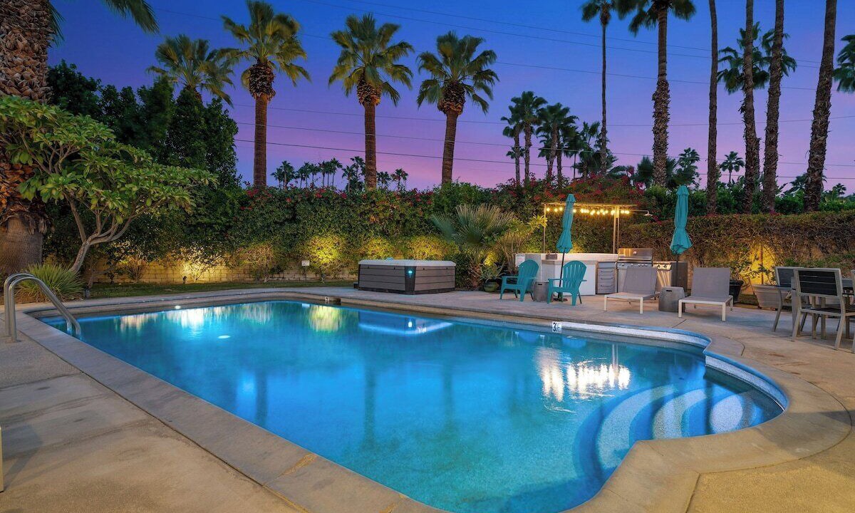 Photo of Outdoor in Warm Sands