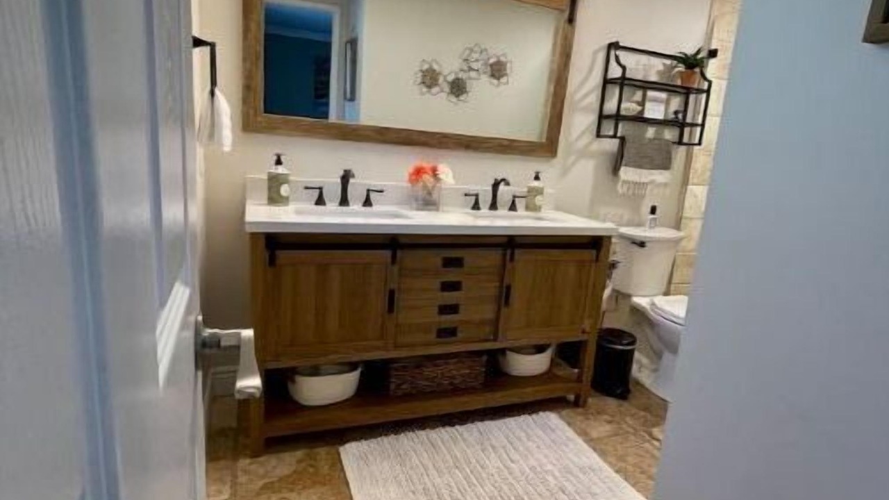 Photo of Bathroom in Claremont