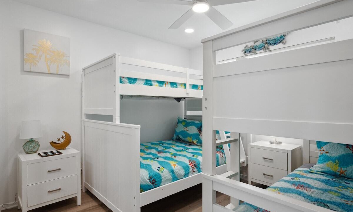 Photo of Bedroom in Hollywood Beach