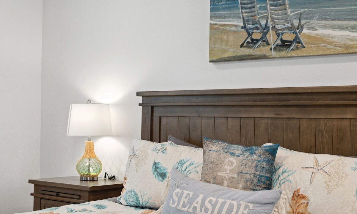 Photo of Bedroom in Hollywood Beach