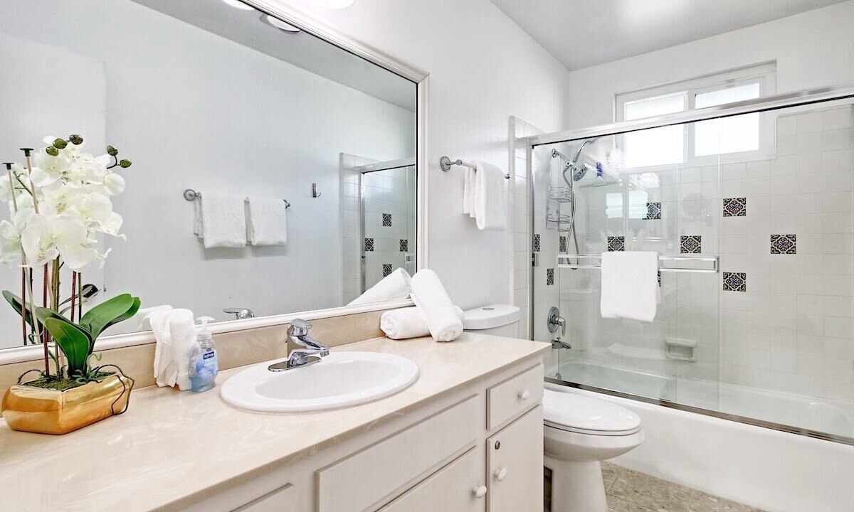 Photo of Bathroom in Hollywood Beach