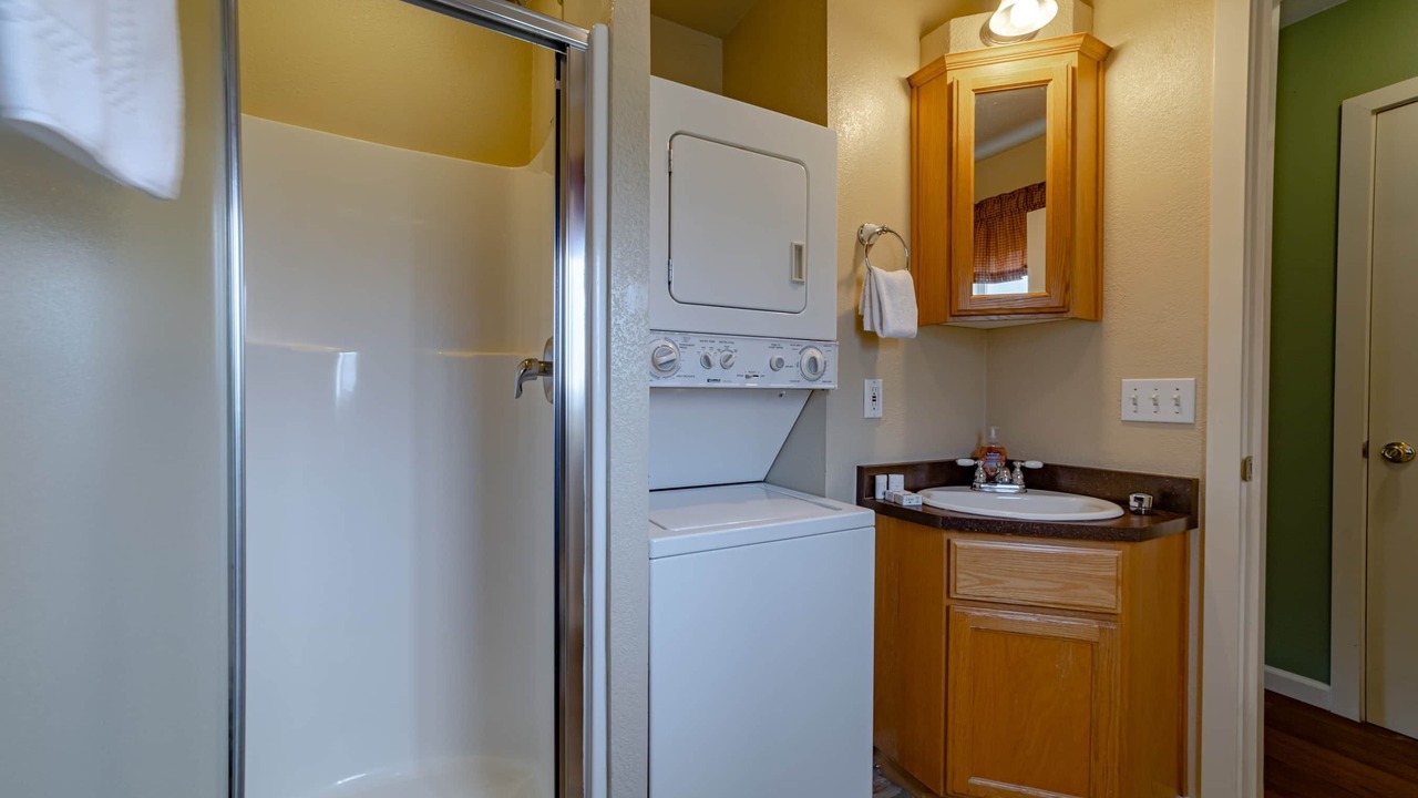 Photo of Bathroom in Orick