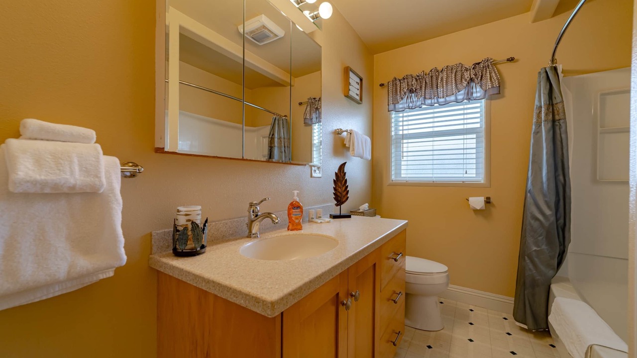 Photo of Bathroom in Orick