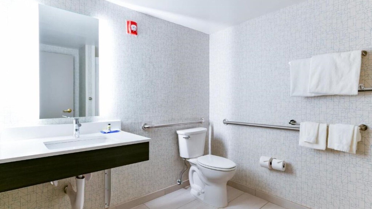 Photo of Bathroom in Almonte