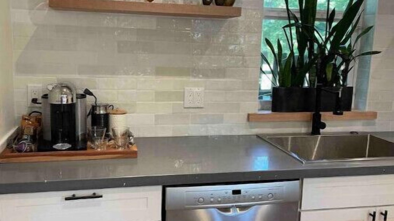 Photo of Kitchen in Myers Flat