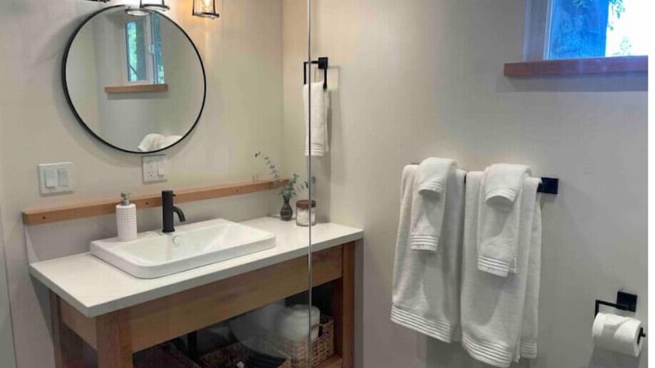Photo of Bathroom in Myers Flat
