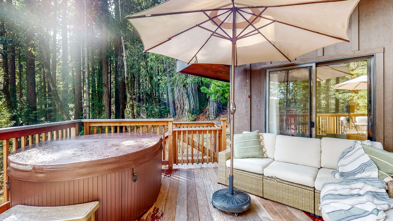 Photo of Patio Balcony in Timber Cove