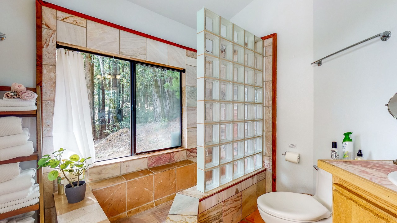 Photo of Bathroom in Timber Cove