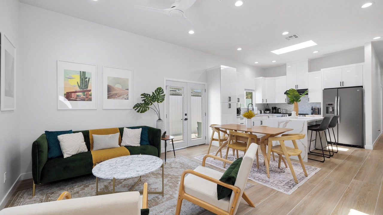 Photo of Livingroom in Riverview West
