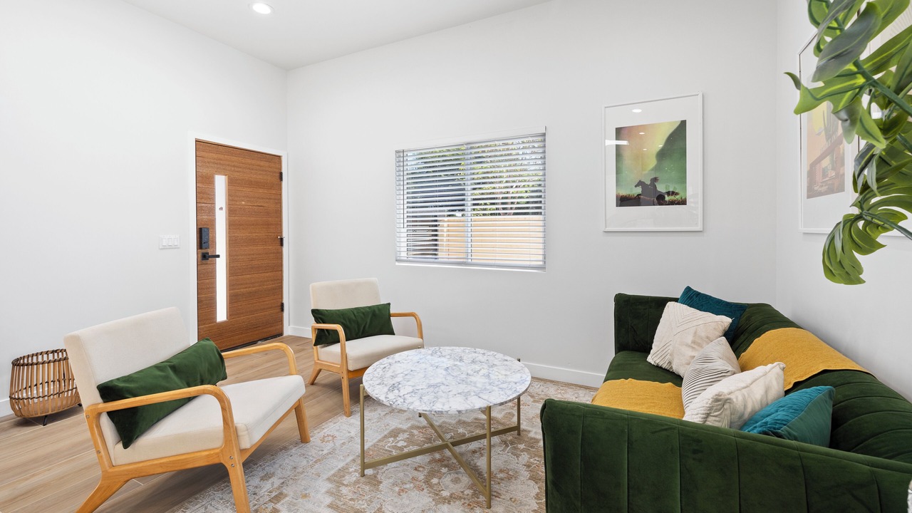 Photo of Livingroom in Riverview West