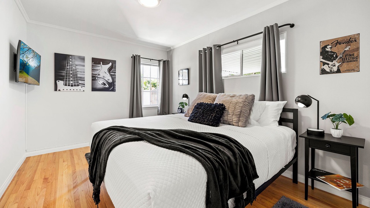 Photo of Bedroom in Fullerton