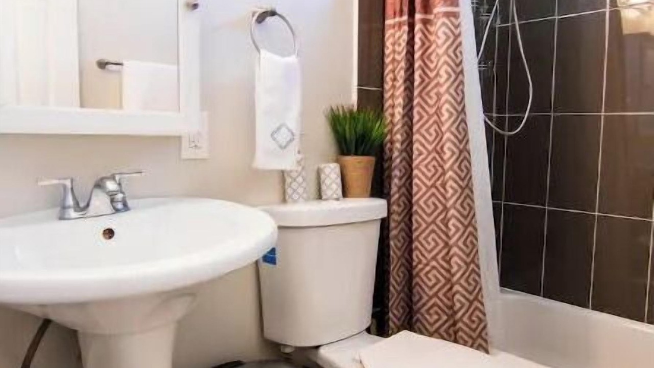 Photo of Bathroom in Azusa